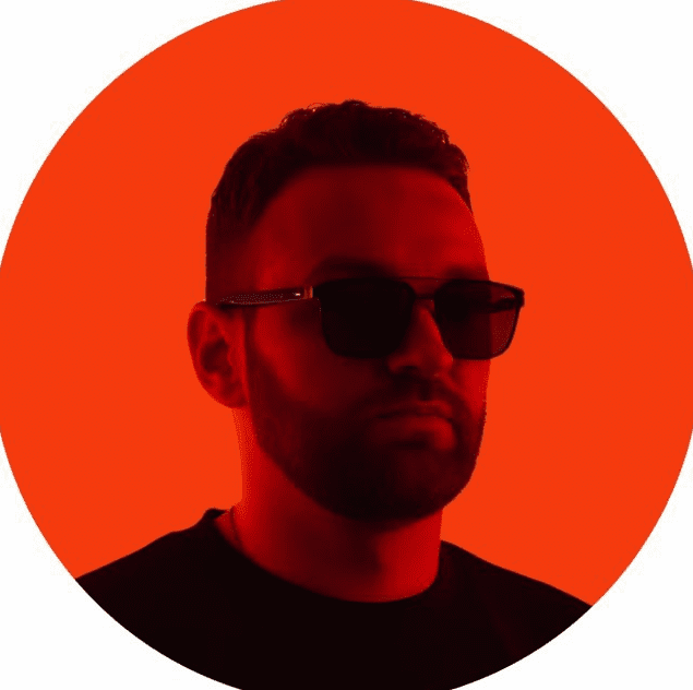 Изображение [Сергей Краснов] Как запустить клуб с доходом от 500 000₽ в месяц. Тариф Все сам (2025)