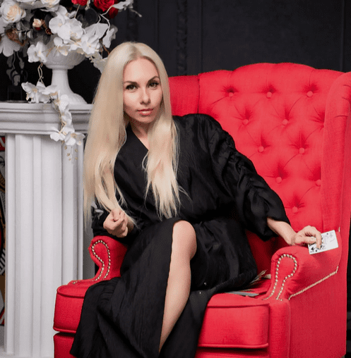 Изображение [Галина Гарбузова] [garbuzova.pro] Железо (2025)