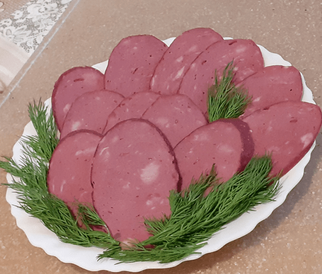 Изображение [Ольга Филатова] Вареная колбаса, сервелаты, цельнокусковые деликатесы. Часть 1 (2025)