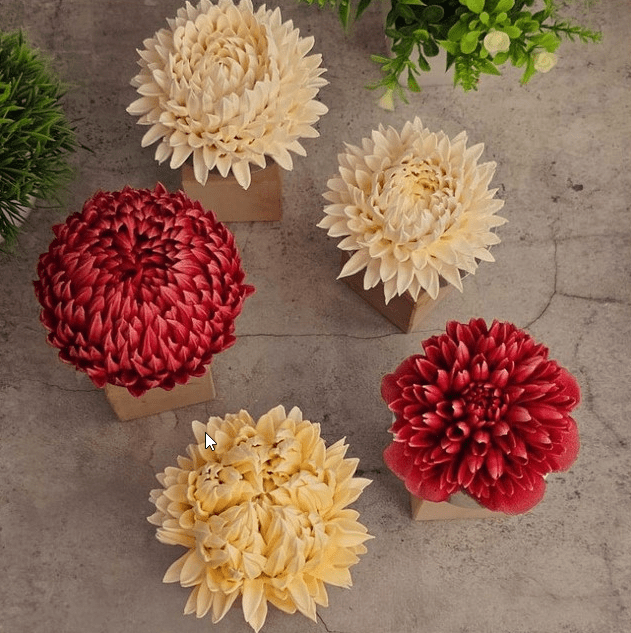 Изображение [Яна Мурачёва] [pryancholito] Хризантемы из зефира (2025)